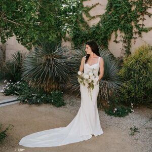 Grace Loves Lace Grace Gown w. CustomBack (5'4" Bride w.Shoes) NEW! Free Veil